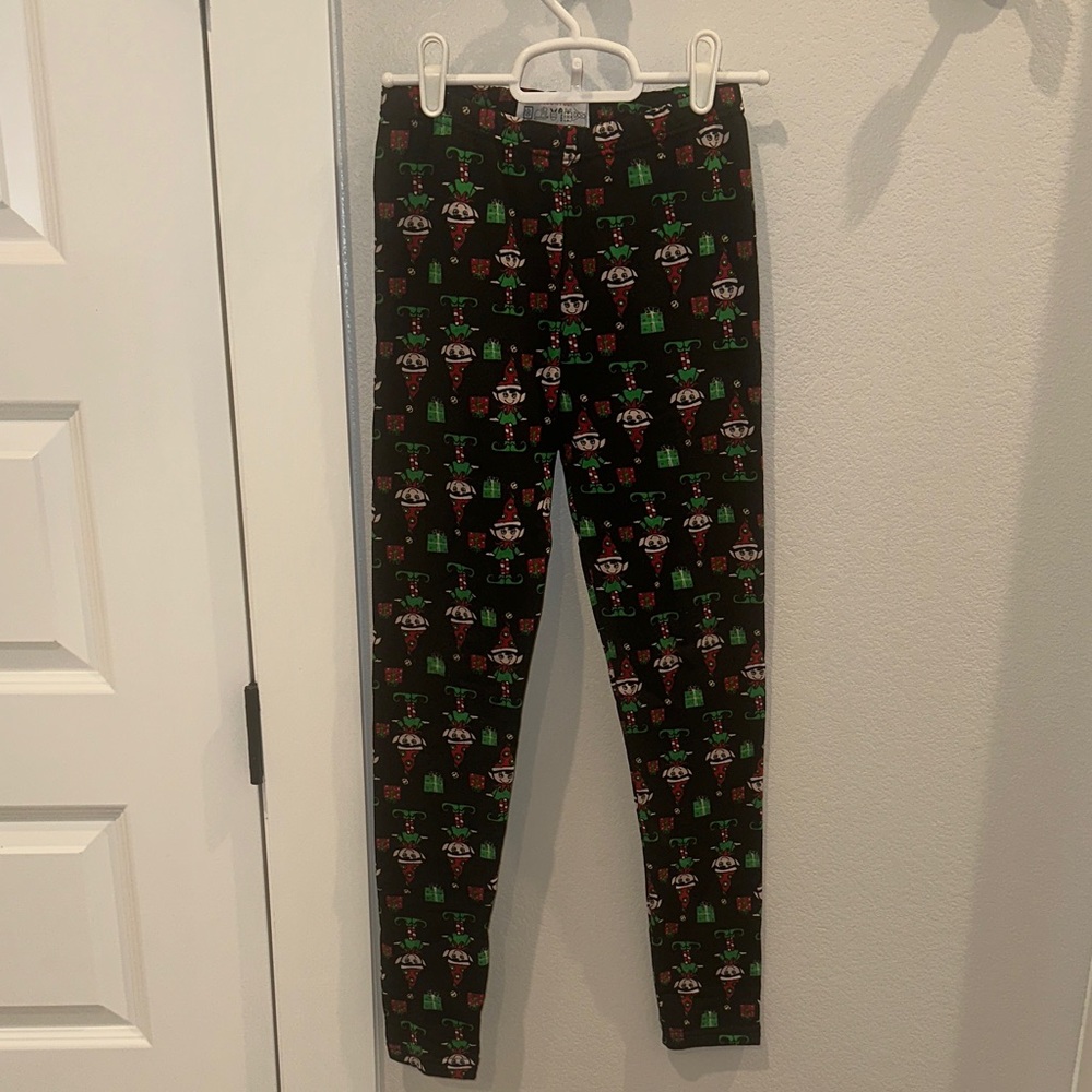 EUC Girls  Nordstrom Brand Poof! Kids Holiday Patterned Leggings 10 12 Elf Print